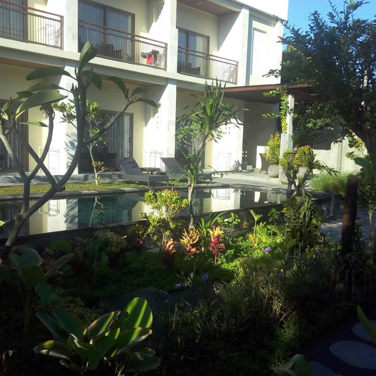 Arnaya Homestay กูตา ภายนอก รูปภาพ